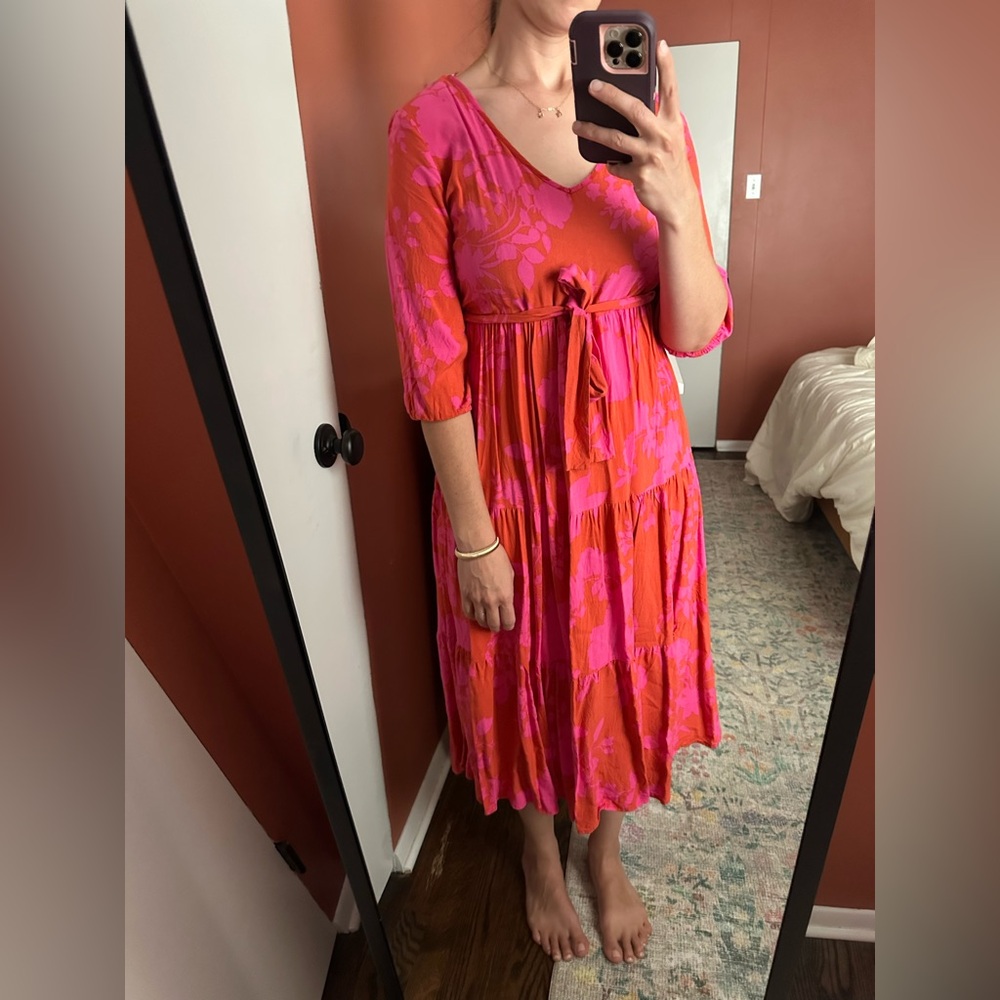 Petal + Pup Floral Midi Dress Size M